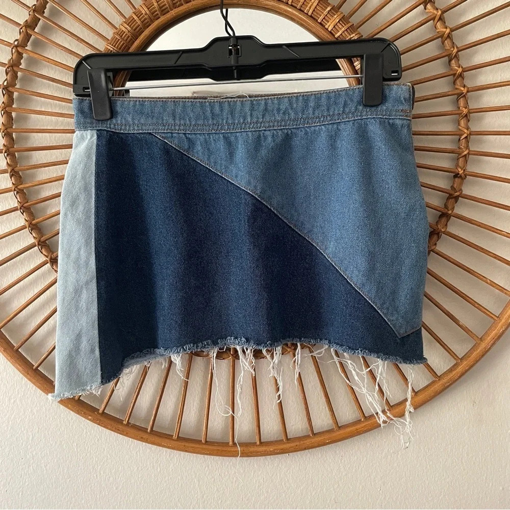 Life in progress two tone mini skirt sz M